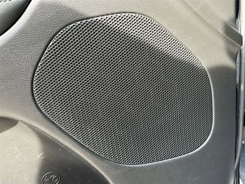 Used 2020 Jeep Grand Cherokee Altitude image 20