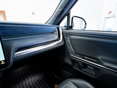 Used 2023 Rivian R1S Adventure image 45