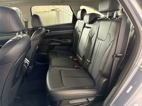 Used 2021 Kia Sorento S w/ Panoramic Sunroof Package AWD/4WD image 21