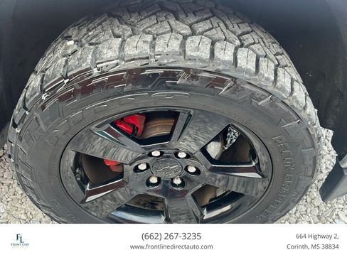 Used 2018 Chevrolet Silverado 1500 Custom w/ Custom Value Package RWD image 26