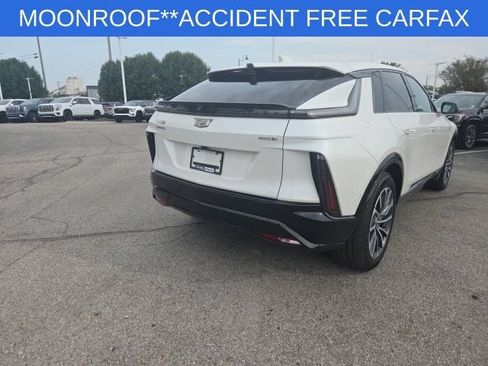 Used 2024 Cadillac Lyriq Sport RWD image 21