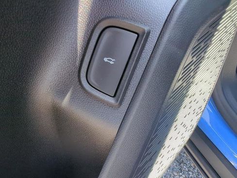 New 2025 GMC Terrain Elevation w/ Elevation Premium Package image 27