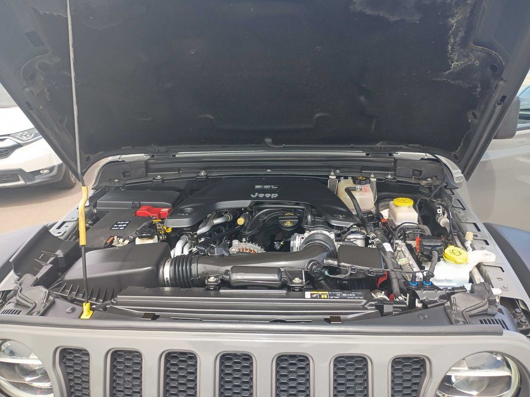 Used 2020 Jeep Wrangler Unlimited Rubicon w/ LED Lighting Group AWD/4WD image 10