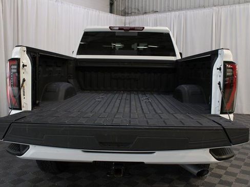 Used 2024 GMC Sierra 2500 AT4 w/ AT4 Premium Plus Package image 30