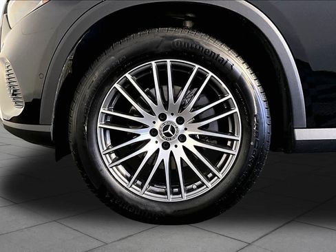 Certified 2026 Mercedes-Benz GLC 300 4MATIC image 11