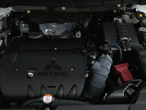 Used 2024 Mitsubishi Outlander Sport SE AWD/4WD image 27