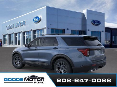 New 2026 Ford Explorer Active AWD/4WD image 4
