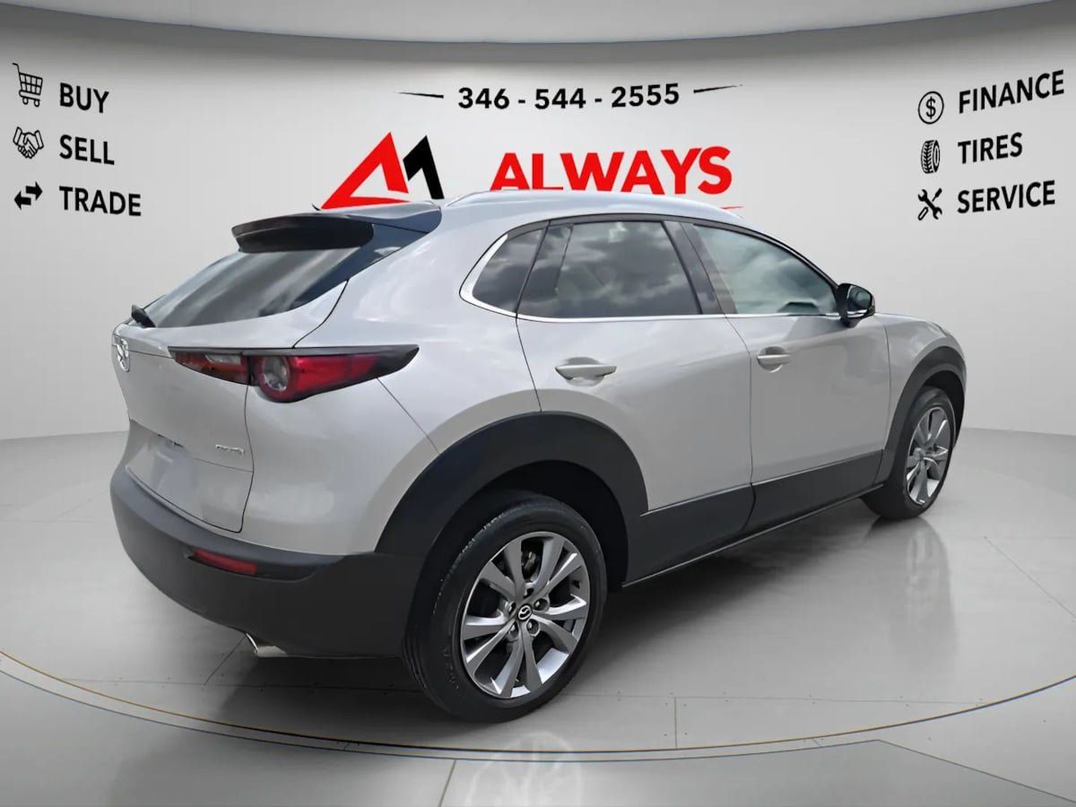 Used 2023 MAZDA CX-30 AWD 2.5 S w/ Premium Package image 11