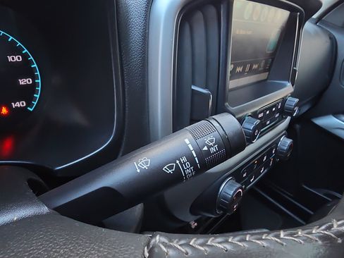 Used 2018 Chevrolet Colorado LT w/ Luxury Package, Chrome image 16