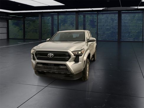 Used 2024 Toyota Tacoma SR5 image 3