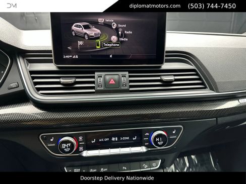 Used 2020 Audi SQ5 Premium Plus w/ Premium Plus Package image 34