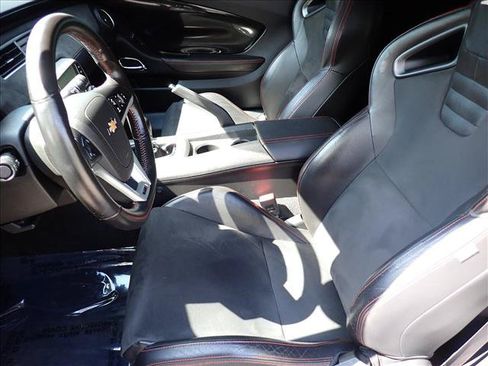 Used 2015 Chevrolet Camaro ZL1 w/ Gray Stripe Package RWD image 9