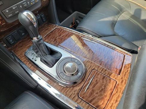 Used 2018 Nissan Armada SL w/ Premium Package RWD image 23