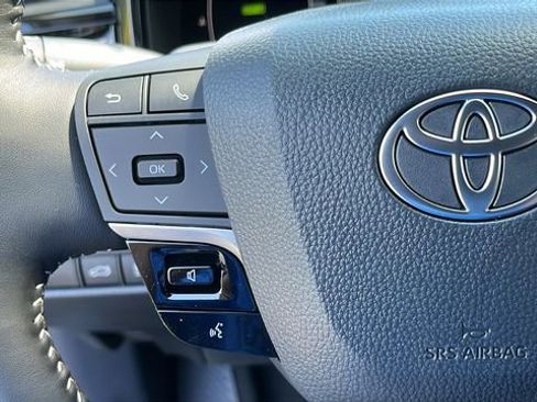 New 2026 Toyota Camry Hybrid AWD/4WD image 9