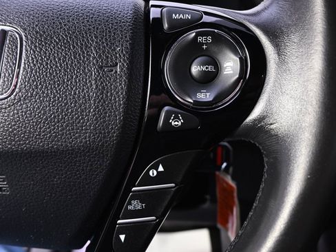 Used 2016 Honda Accord Sport image 30