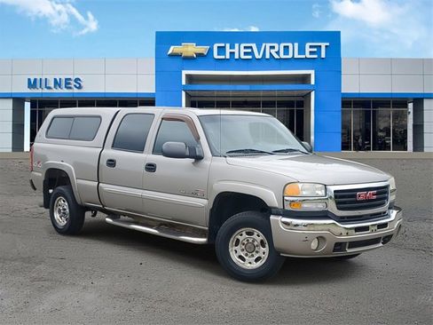 Used 2003 GMC Sierra 2500 SLE w/ Skid Plate Package image 1