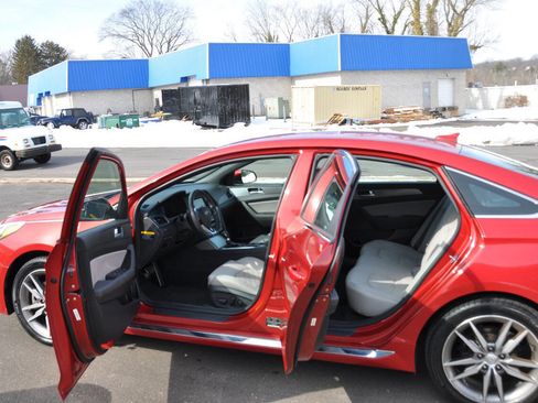 Used 2017 Hyundai Sonata Sport 2.0T FWD image 12