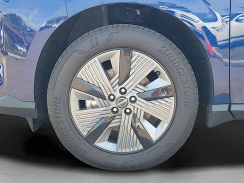 Used 2025 Nissan Murano SL AWD/4WD image 7