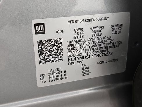 Certified 2026 Buick Encore GX Sport Touring w/ Advanced Technology Package FWD image 37