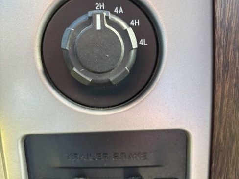 Used 2014 Ford F150 Lariat w/ Equipment Group 502A Luxury image 21