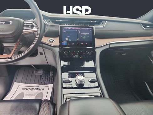 Used 2025 Jeep Grand Cherokee Summit w/ Obsidian Package image 11