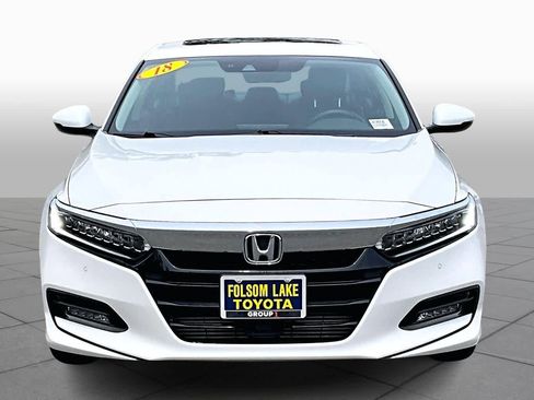 Used 2018 Honda Accord Touring image 3