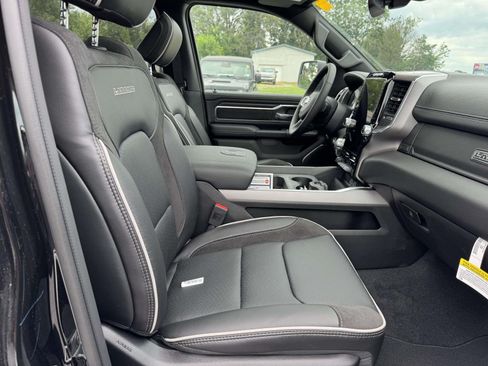 New 2026 RAM 1500 Laramie w/ Night Edition AWD/4WD image 17