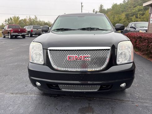 Used 2009 GMC Yukon XL Denali image 3
