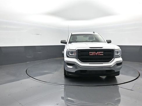 Used 2017 GMC Sierra 1500 2WD Regular Cab image 2