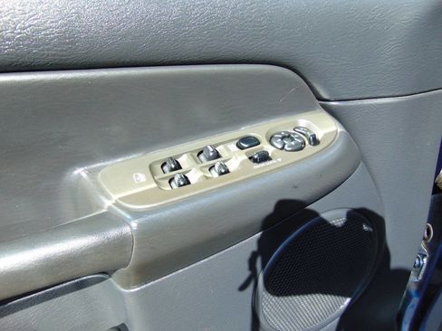 Used 2004 Dodge Ram 3500 Truck SLT w/ Trailer Tow Group image 8