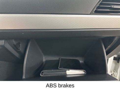 Used 2019 Volkswagen Jetta R-Line FWD image 22