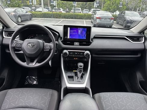 Used 2024 Toyota RAV4 XLE FWD image 14