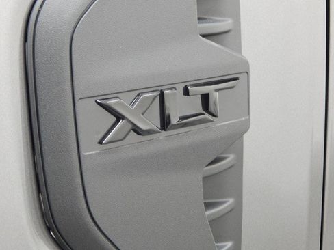 New 2025 Ford Ranger XLT w/ Black Appearance Package image 8