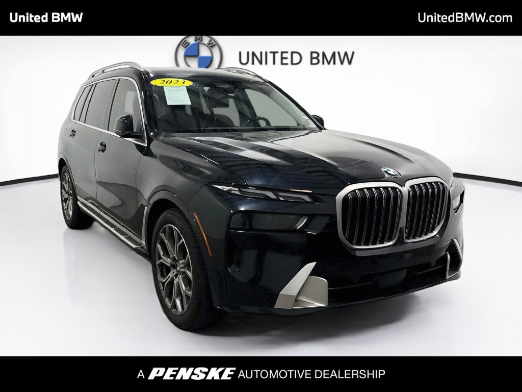 Used 2023 BMW X7 xDrive40i w/ Executive Package AWD/4WD image 3
