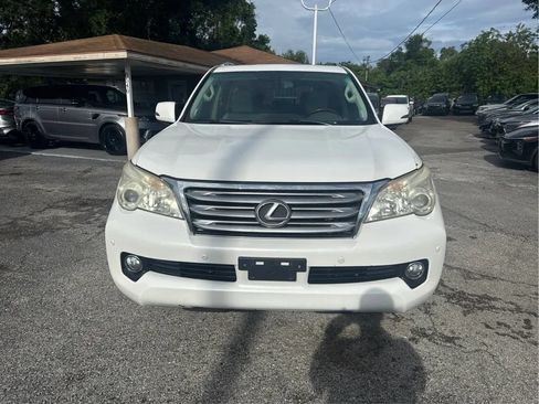 Used 2010 Lexus GX 460 w/ Comfort Plus Pkg AWD/4WD image 2