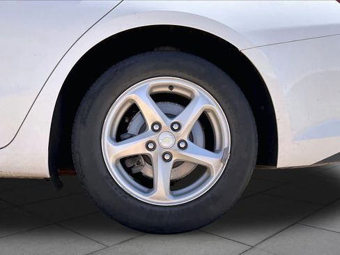 Used 2016 Chevrolet Malibu LS FWD image 11