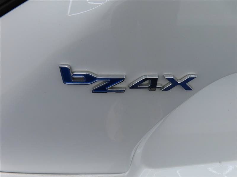 Used 2023 Toyota bZ4X AWD w/ Weather Package image 13