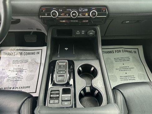 Used 2024 Honda Pilot Touring image 21