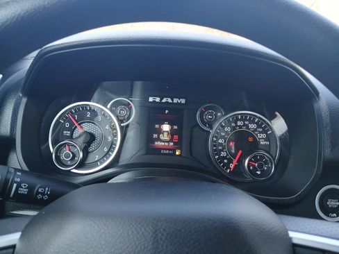 Used 2025 RAM 1500 Lone Star image 17