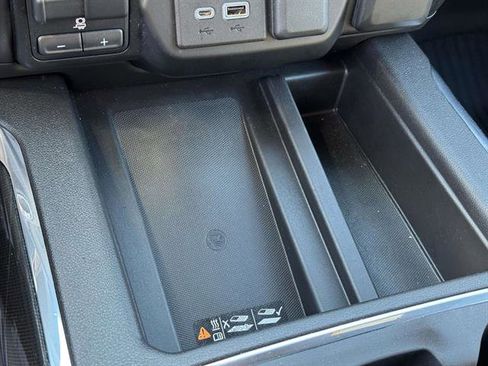 Used 2022 GMC Sierra 1500 AT4 w/ AT4 Premium Package image 59