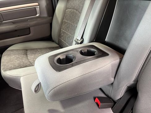 Used 2018 RAM 1500 Big Horn AWD/4WD image 36