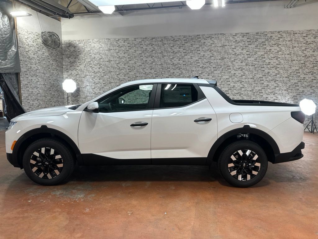 New 2027 Hyundai Santa Cruz SE FWD image 4