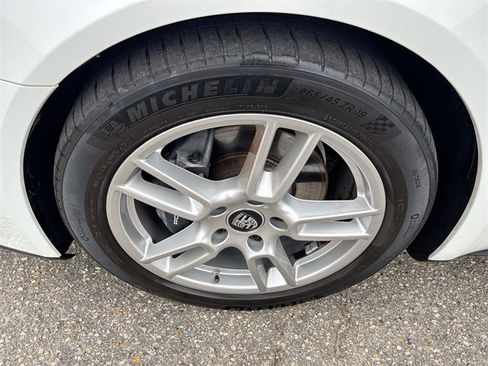 Used 2023 Porsche Panamera image 13