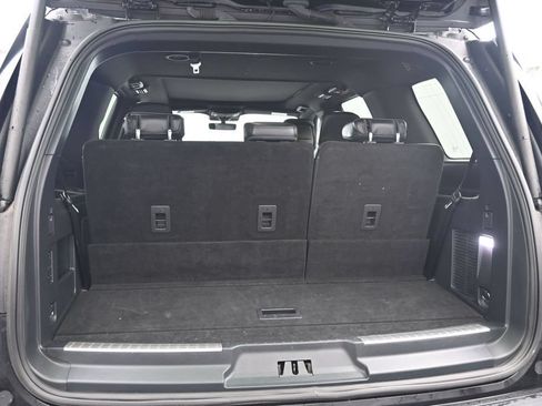 Used 2024 Lincoln Navigator Premiere AWD/4WD image 18