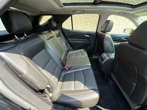 Used 2018 Chevrolet Equinox Premier AWD/4WD image 20