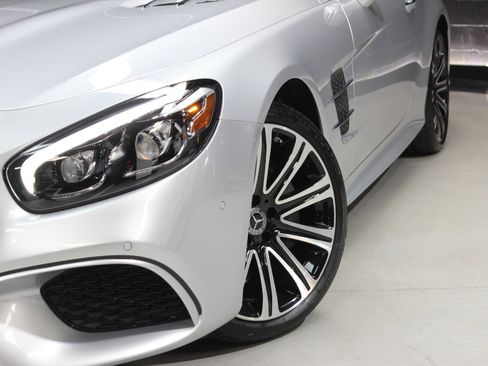 Used 2019 Mercedes-Benz SL 450 SL 450 Driver Assistance w/ Premium Package image 25