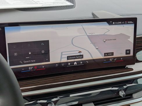 New 2026 BMW X5 xDrive40i w/ M Sport Package image 24