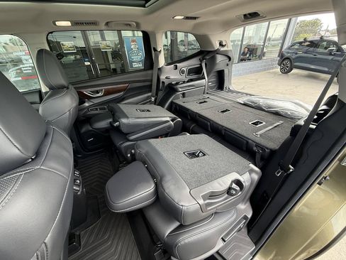 Used 2025 Subaru Ascent Touring AWD/4WD image 56