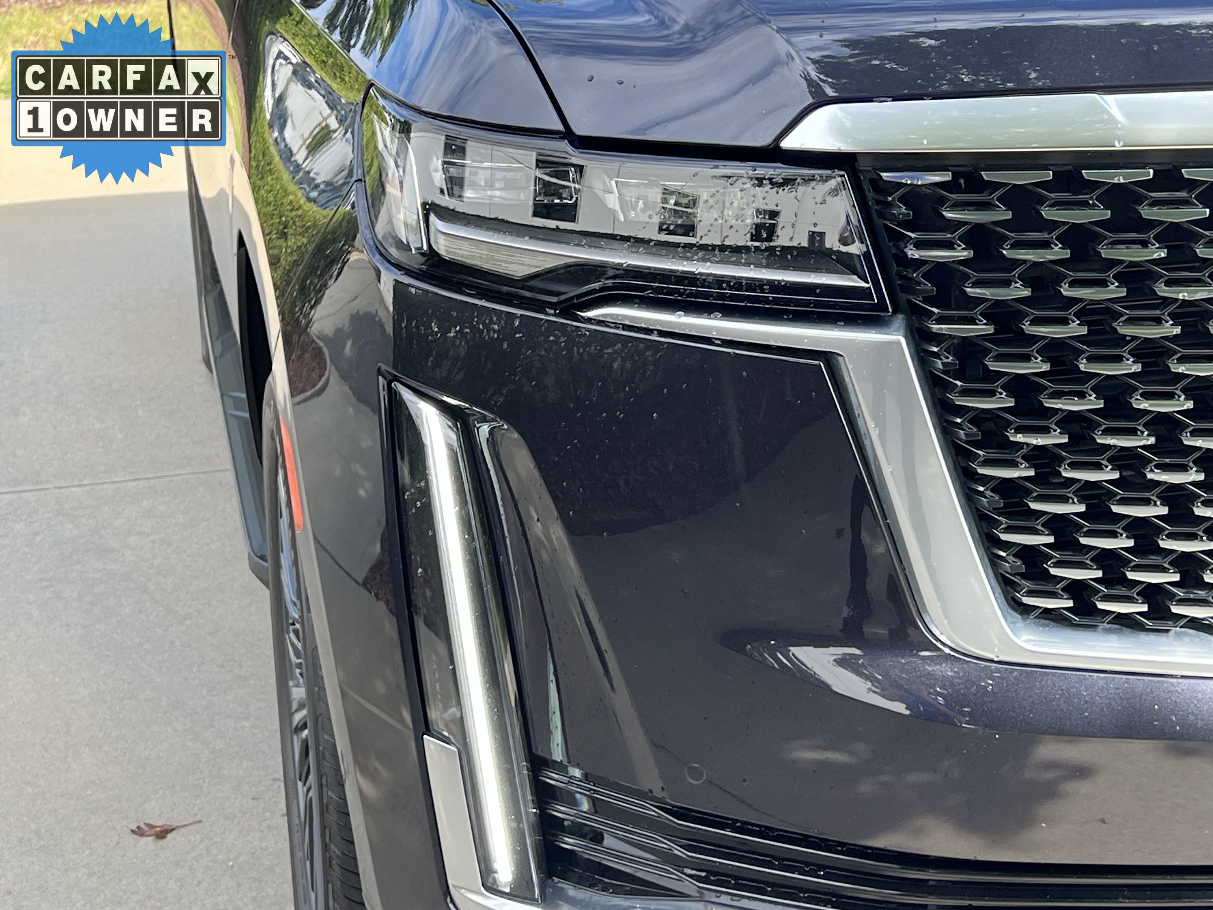 Used 2023 Cadillac Escalade Premium Luxury w/ LPO, Illumination Package AWD/4WD image 11