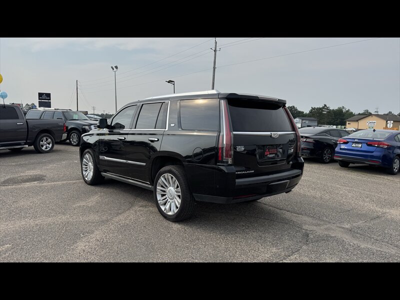 Used 2017 Cadillac Escalade Platinum AWD/4WD image 9